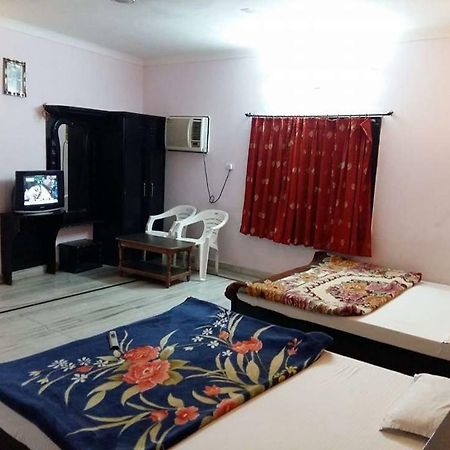 Hotel Shreeji Sharan Nāthdwāra Екстериор снимка